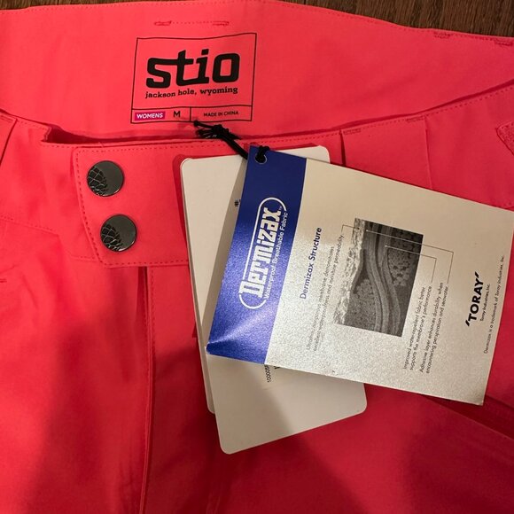 Women's Stio Snow Pant - coral pink- Tags On - Size M - Picture 3 of 5